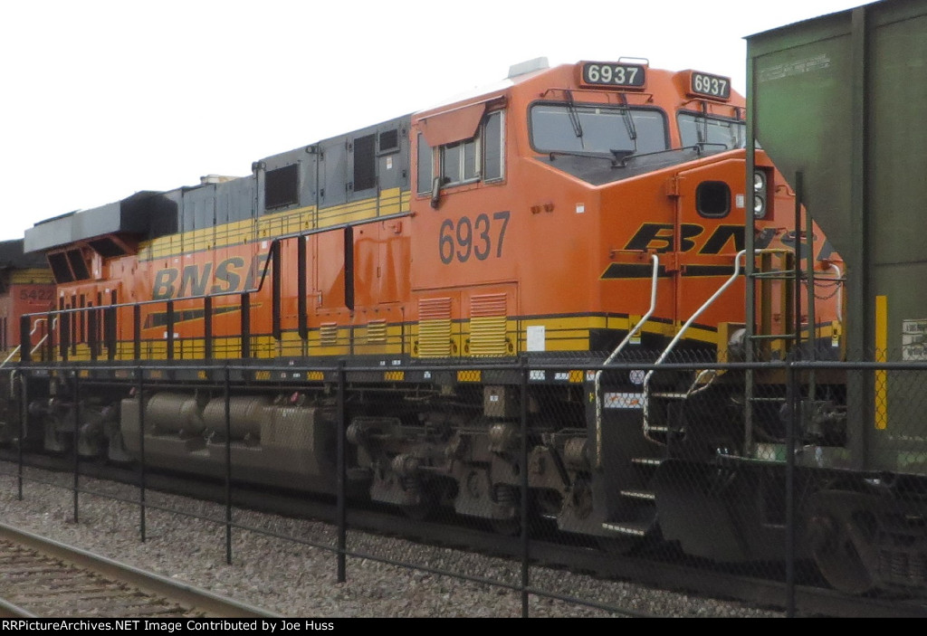 BNSF 6937